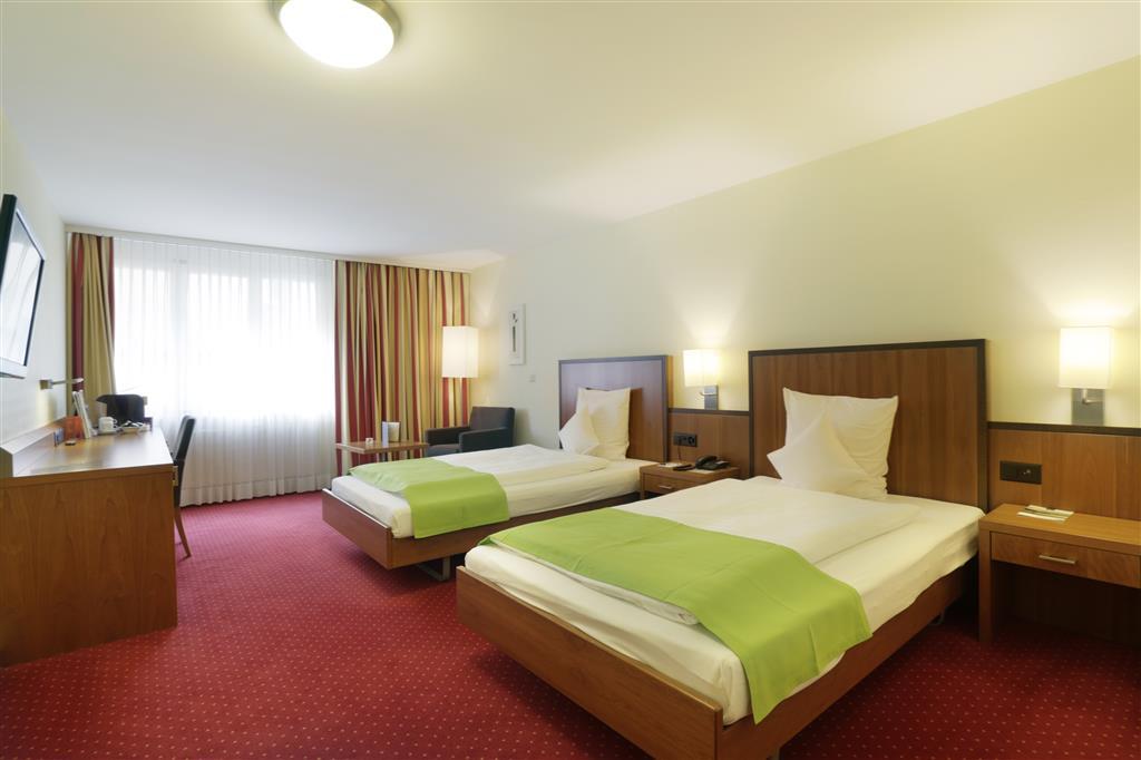 Best Western Plus Hotel Bahnhof Schaffhausen Room photo